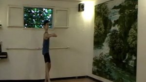 Battement soutenu на 90°.