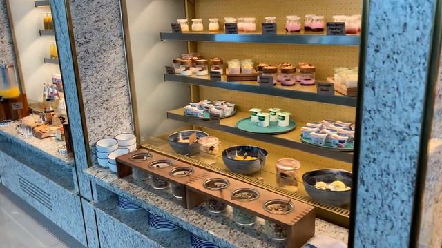 Grand Plaza Mövenpick Media City Dubai Breakfast Buffet смотреть онлайн