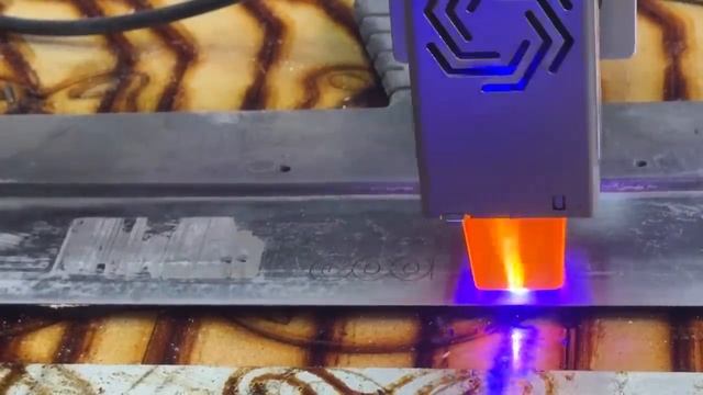 ✅ Диодный ЧПУ станок с Aliexpress | Недорогой и мощный Ortur laser master 3 смотреть онлайн