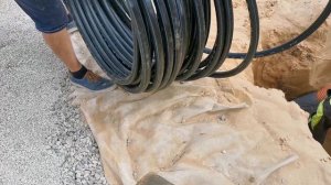 УШП. Замена поврежденой водопроводной трубы в гофре.