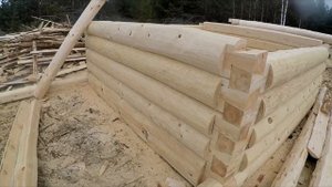 Сруб бани 3х3м в лапу с верандой 3м. Русская Фазенда.