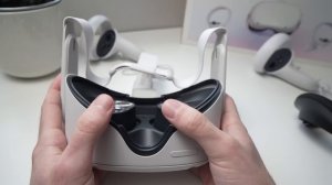 Oculus Quest 2 : How to Install Glasses Spacer if you Wear Eyeglasses