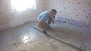 Шлифую наливной пол