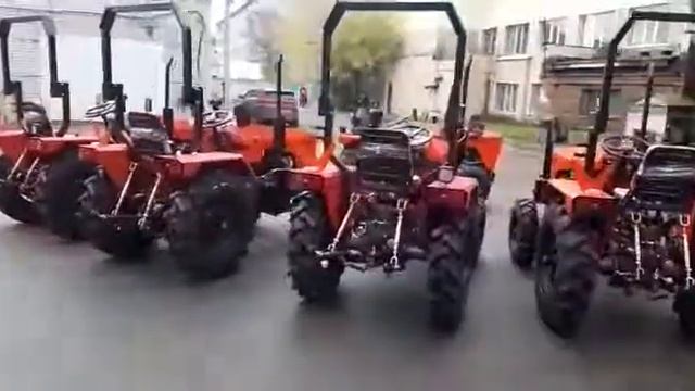 Минитрактор Уралец с 3-х цилиндровым дизелем смотреть онлайн