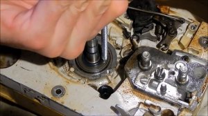 STIHL MS260 Top End Rebuild & Crank Seals Replacement