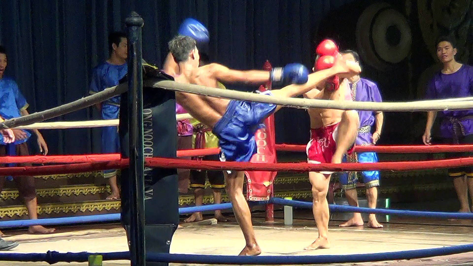 Тайский бокс и Музей Авто