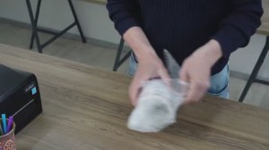 Распаковка рулона с цветными этикетками | Типография Хороший цвет