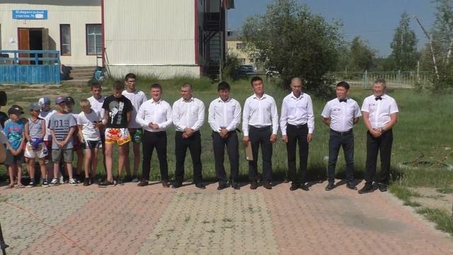 В микрорайоне Кангалассы и кикбоксинг.