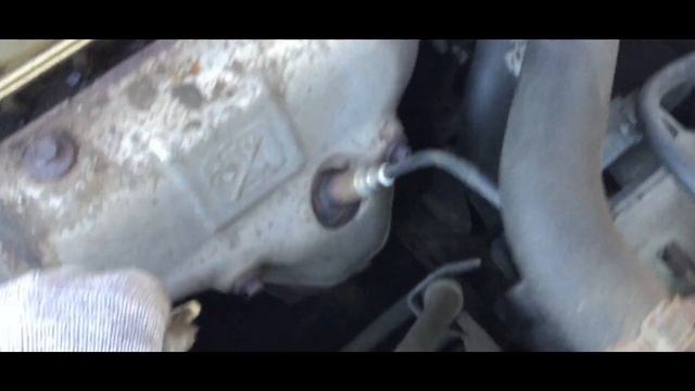 Mitsubishi Carisma За 49000 . Замена СВЕЧЕЙ И МАГНИТОЛЫ. смотреть онлайн