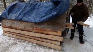 Изба в лесу из горбыля \ Самодельная печь