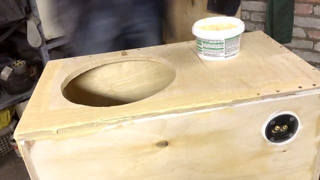 Автозвук в гараже|Покраска короба.Часть 1 смотреть онлайн