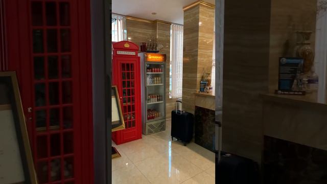 Отель Greenwich с видом на реку Селенга , которая впадает в Байкал находится в Улан- Уде Бурятии смотреть онлайн