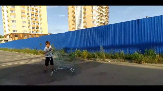 Кто последний выживет на арене,тот выиграл) смотреть онлайн