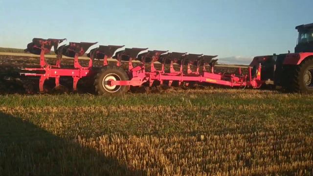 Плуг OPaLL-AGRI ORION 8 с Кировцем Р3, сплошной отвал, предплужники.