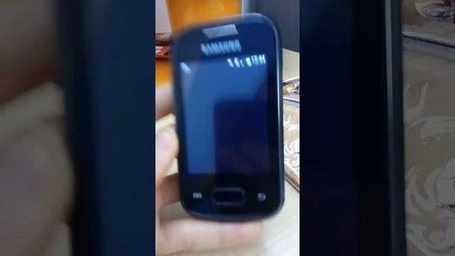 Como descargar un YouTube para Android 4.1.2 o 4.0.4 смотреть онлайн