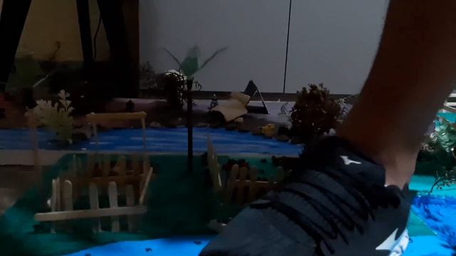 Giant Lucas crushing parts of some villages смотреть онлайн