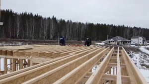 Каркасный дом на плите 12х14. Монтаж перекрытий из i-joist