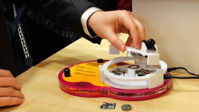 ST @MWC24: Charge anything from smart watches to power tools wirelessly смотреть онлайн