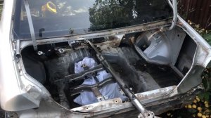 Как и чем быстро срезать лобовое стекло автомобиля для его замены