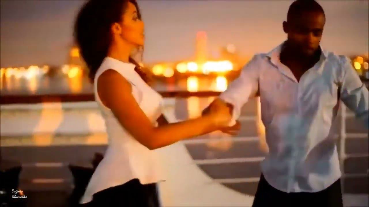 ЛЮБЛЮ ТЕБЯ (ТЕБЯ МНЕ ОЧЕНЬ НЕ ХВАТАЕТ) - Алёна РОСС и Виктор МОГИЛАТОВ (идея: Сергей ЛАСТОВЕРОВ) смотреть онлайн