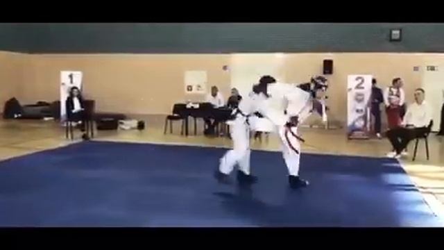 СОРЕВНОВАНИЯ ТХЭКВОНДО |СПАРИНГИ| смотреть онлайн