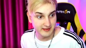 ?? ГОВОРЮ ТОЛЬКО *АЛИСА* ЯНДЕКС АЛИСЕ ?