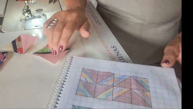 BLOCOS DE PATCHWORK COM A TÉCNICA TRIÃNGULO PERFEITO e TIJOLINHO
