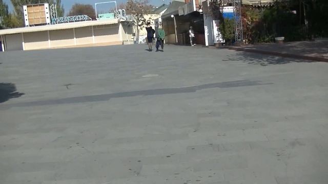 Крым. Судак. Прогулка по Судаку. Ноябрь в Крыму. Осенний отдых в Судаке. Набережная Судак.