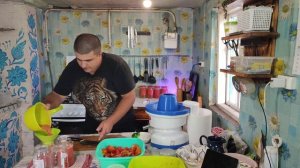 Вкуснейший ТОМАТНЫЙ СОК в автоклаве // простейший рецепт! #готовимсколхозником