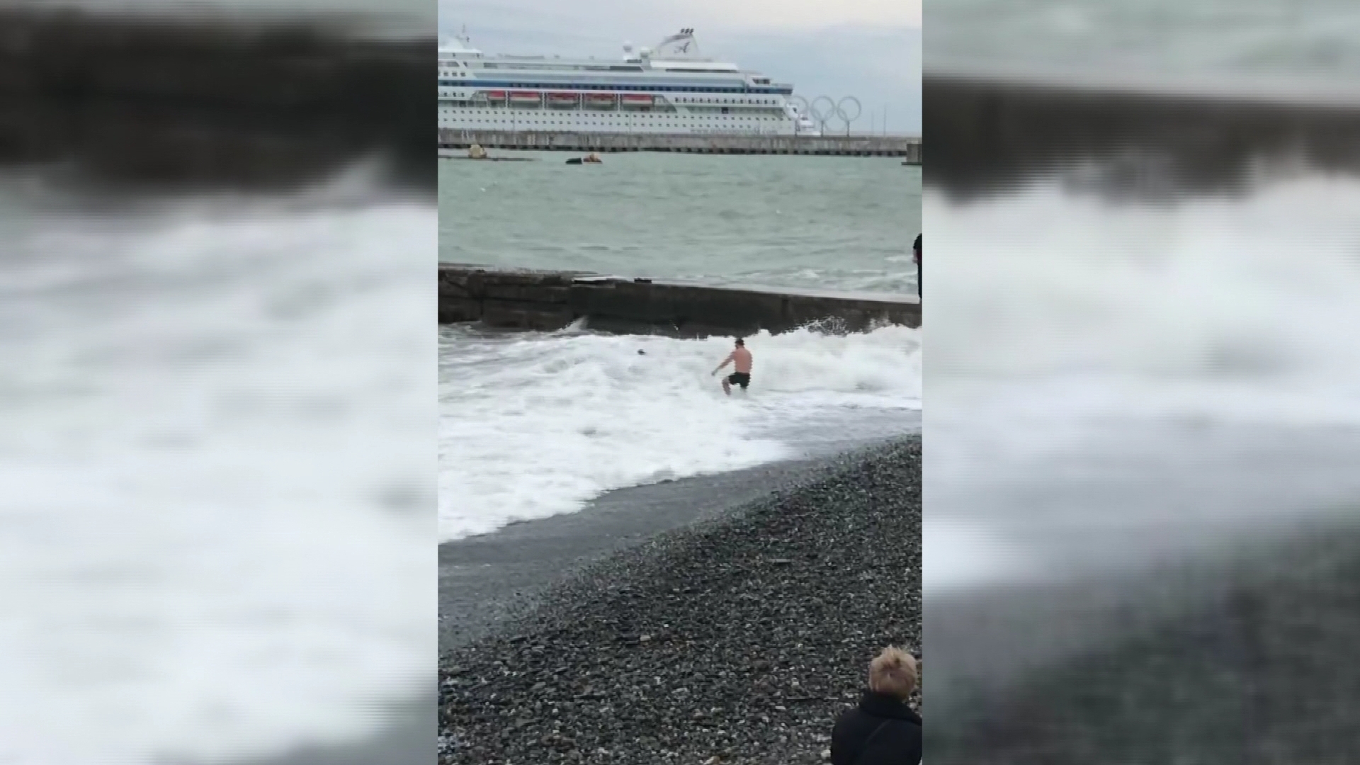 Показать видео утонувшей девушки в сочи. Сургутский морж.