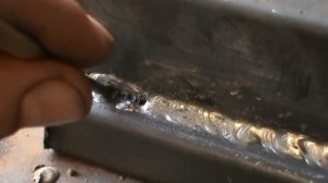 Непровар и зашлаковка при сварке. Главная причина.