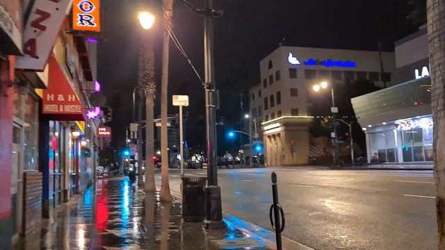 Лос Анджелес, Аллея Славы ночью. Рассуждения о мувинге смотреть онлайн