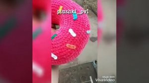 Подушка ПОНЧИК из плюшевой пряжи