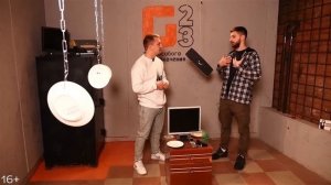 Комната ярости. Бизнес идея антистрессовая комната. Комната для снятия стресса