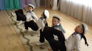 Патриотический танец "Служу России"