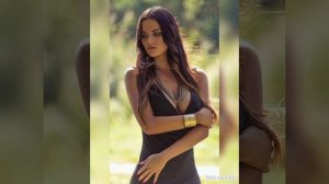 Красивая женщина. Beautiful woman.