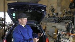 Авто. Ауди.  A4 B7  Ремонт освещения номерного знака