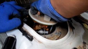 How to replace, Hyundai i20 Fuel pump and filter.