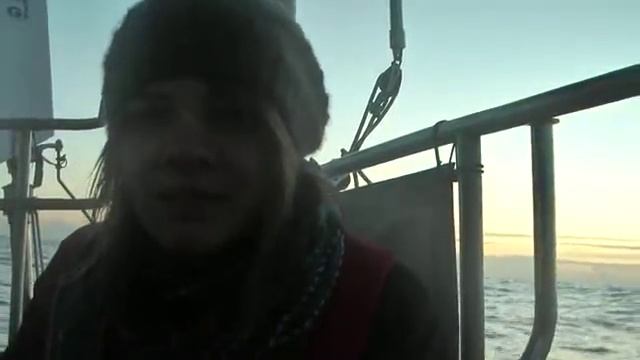 Джессика Ватсон невероятное кругосветное путешествие в одиноску в 16 лет на яхте.mp4 смотреть онлайн