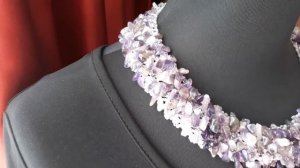 Колье на основе бисерной сетки, расшитые ронделями и крошкой натурального камня