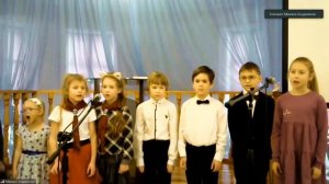 Поют дети - В ночном саду _ рождественская песня