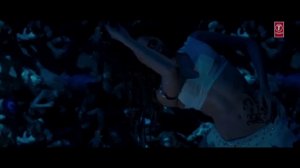 -Dum Maaro Dum- Full Song - -Deepika Padukone