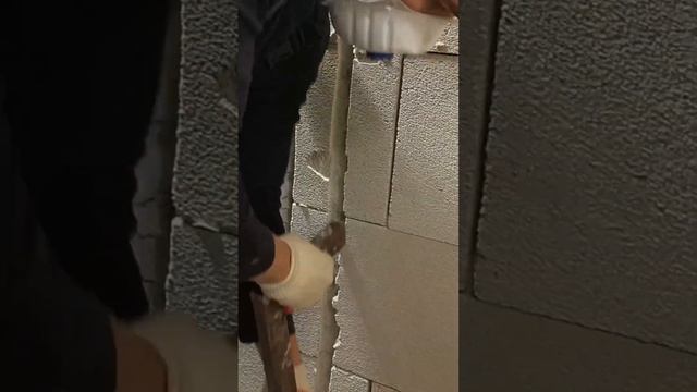 Одна из причин, за что я люблю газобетон... смотреть онлайн