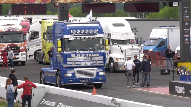 На старт Фестиваль TRUCKFEST в Быково RDRC Racepark траки Шоу-программа драг и дрифт