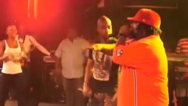 Yorke delivers as Promised смотреть онлайн