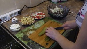Салат с говядиной(отварная) и шампиньонами!!! Быстрый и простой рецепт!!!