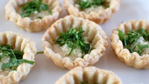 Закуска из тарталеток в микроволновой печи