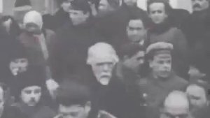 Два сокола - песня о Ленине и Сталине