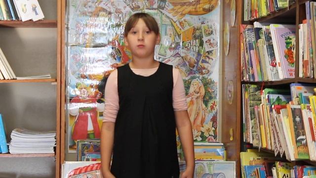 Стихотворение про осень читает Мезенцева Наталья, 8 лет