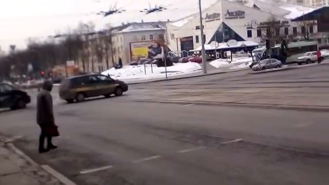 Cъемка передней камерой смартфона Senseit R450 смотреть онлайн